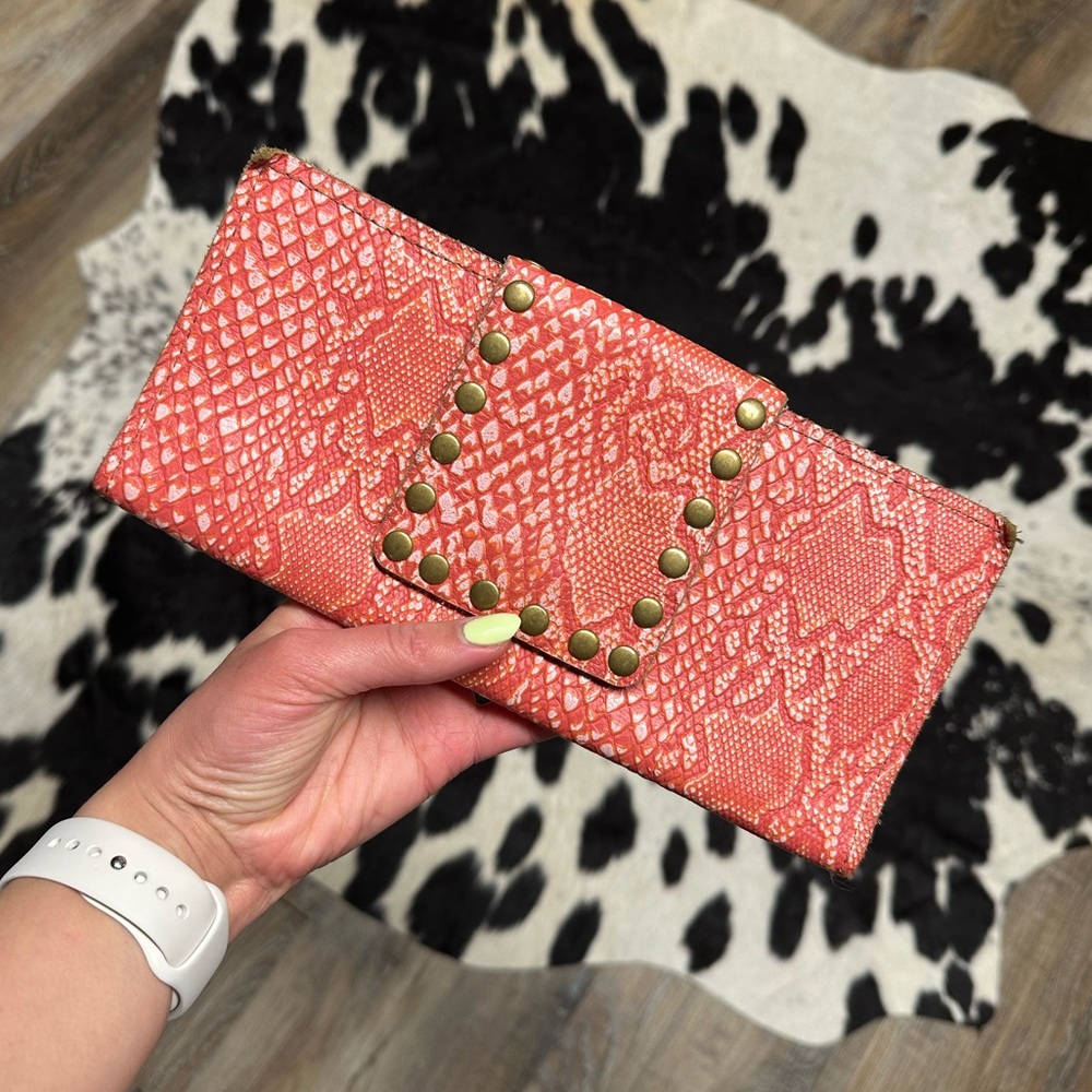 leather wallet